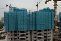 爬架安装中的“四步一隔离”是什么