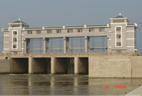 水闸施工需要做什么