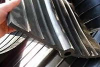 止水条、止水带、止水钢板止水原理及优缺点对比